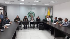Reunião com comandante da Polícia Metropolitana de Medellín 